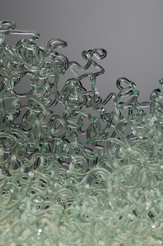 contemporary glass artist